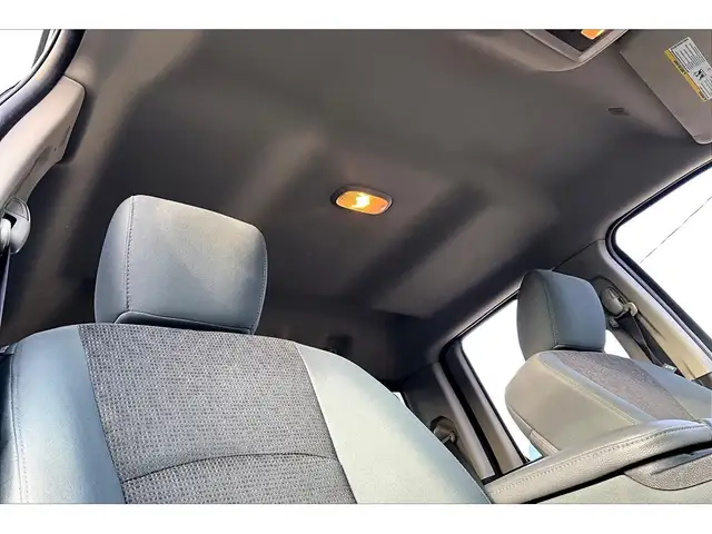 2017 Ram 1500 SLT Quad Cab V8 | AS IS | 4X4 - Photo 17