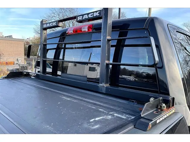 2017 Ram 1500 SLT Quad Cab V8 | AS IS | 4X4 - Photo 22