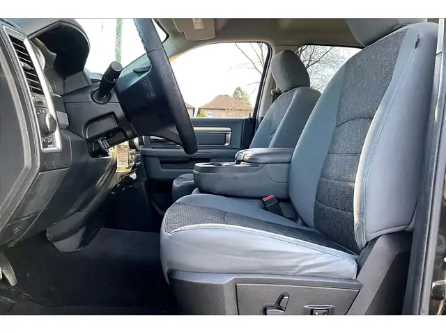 2017 Ram 1500 SLT Quad Cab V8 | AS IS | 4X4 - Photo 25