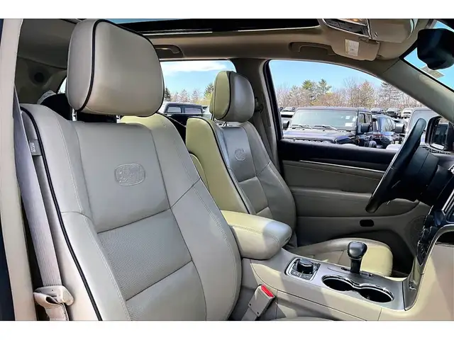 2014 Jeep Grand Cherokee Overland V8 | 2Sets Wheels | AS IS | 4X - Photo 7