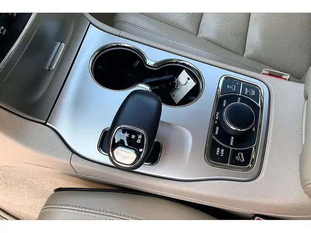 2014 Jeep Grand Cherokee Overland V8 | 2Sets Wheels | AS IS | 4X - Photo 14