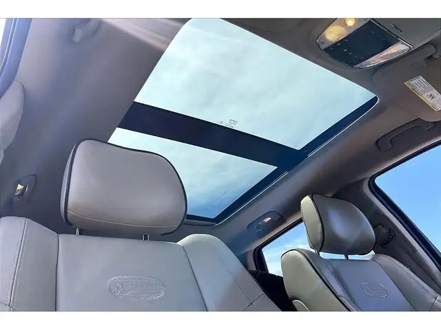 2014 Jeep Grand Cherokee Overland V8 | 2Sets Wheels | AS IS | 4X - Photo 17