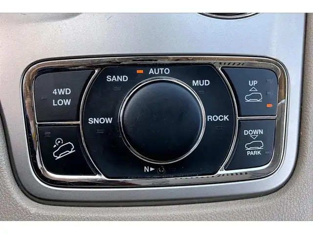 2014 Jeep Grand Cherokee Overland V8 | 2Sets Wheels | AS IS | 4X - Photo 22