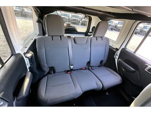 2024 Jeep Wrangler Sport S 4Dr | Heated Seats | SafetyTech | 4x4 - Photo 27