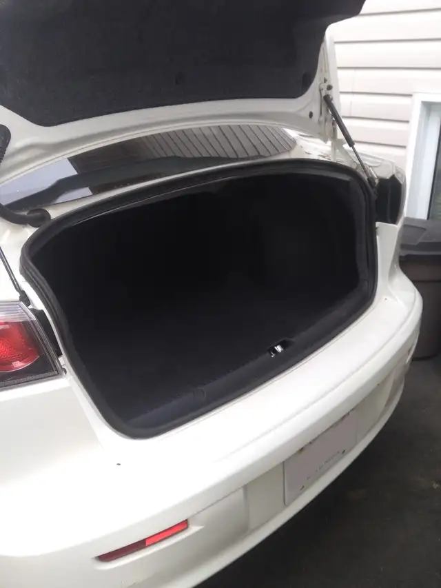 2011 Mitsubishi - Photo 3