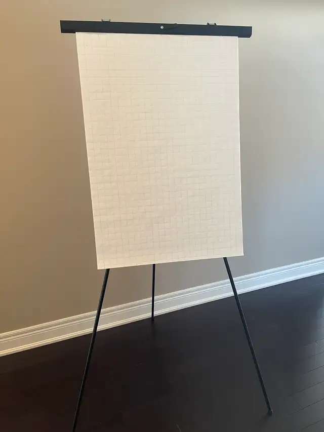 Flip Chart / Whiteboard Easel – Excellent Condition – Moving