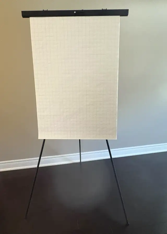 Flip Chart / Whiteboard Easel – Excellent Condition – Moving - Photo 5