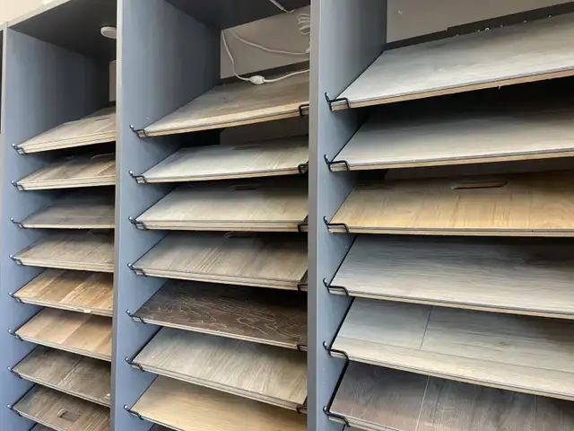 premium SPC/VINYL FLOORING  at competitive prices - Photo 2