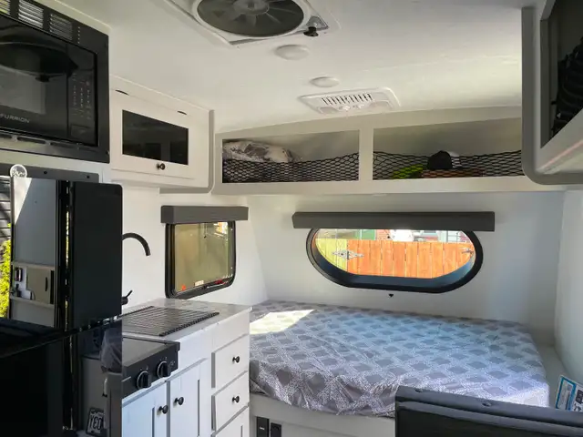 Roulotte neuve coachmen remote 12.1 2026 tout équipé - Photo 6