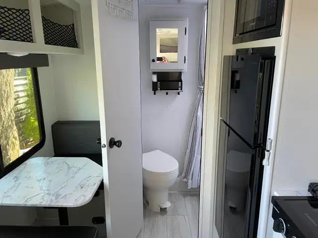 Roulotte neuve coachmen remote 12.1 2026 tout équipé - Photo 10