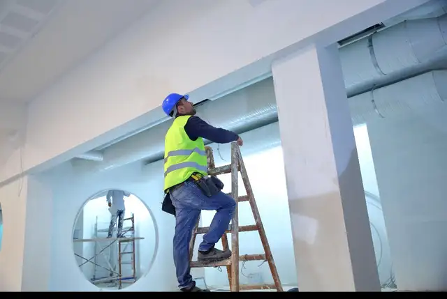 • Skilled Carpenter/Finish Carpenter available for hire - Photo 3