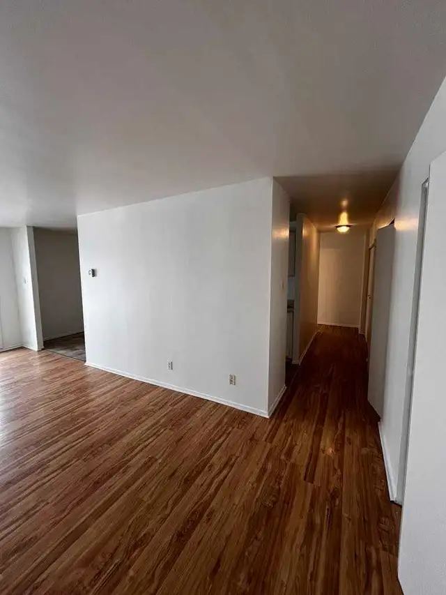 Grand 4 1/2 JUILLET La Prairie à côté A132, Pont Champlain 7min - Photo 8