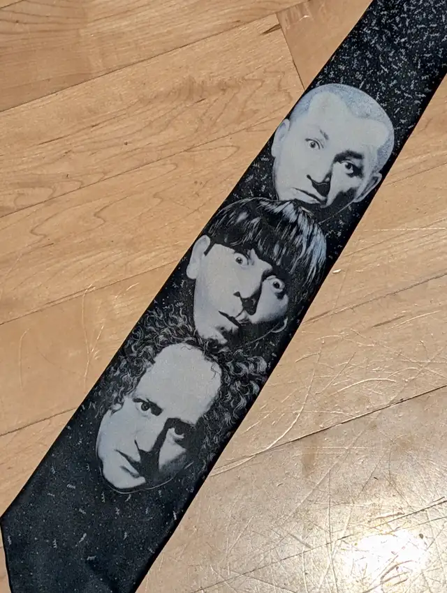 Vintage Official Three Stooges Necktie - Photo 7