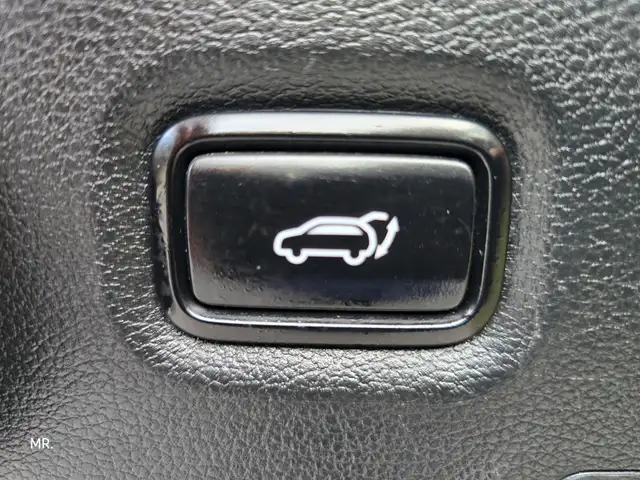 2019 Hyundai Santa Fe Ultimate Leather Heated Seates , Heated St - Photo 9