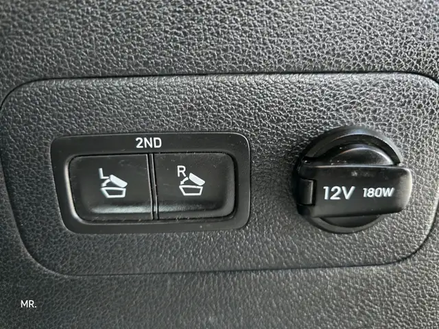 2019 Hyundai Santa Fe Ultimate Leather Heated Seates , Heated St - Photo 10