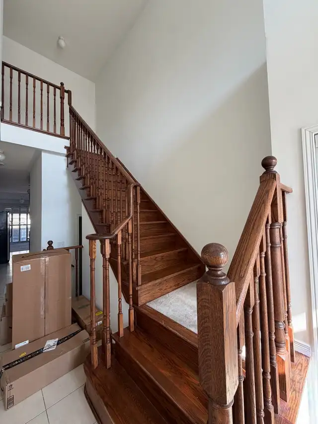 3-Bedroom House For Rent: Markham Rd & Denison St