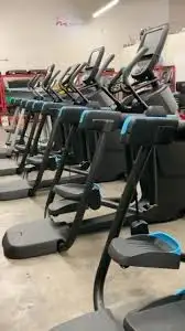 BLACK FRAME-Used Precor AMT 885 WITH p82 Touchscreen Console