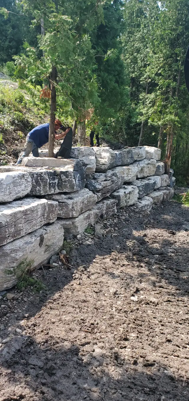 Erosion control, shorelines rivers and creeks installations - Photo 4