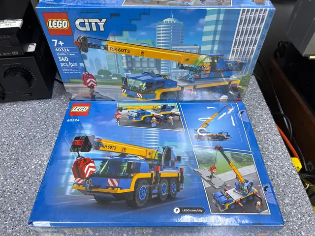 Lego 60324 City Mobile Crane 340 Pcs New - Photo 2