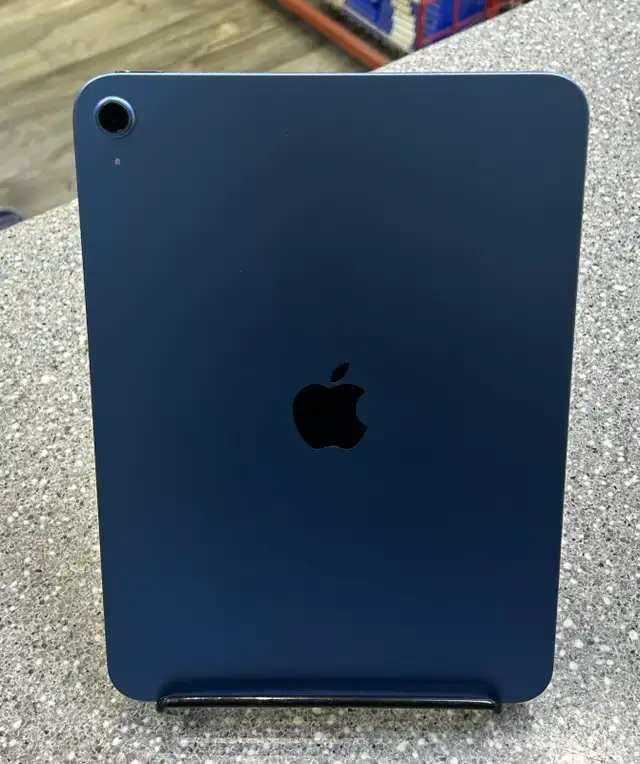 iPad 11th Generation A16 128GB Boxed - Photo 4