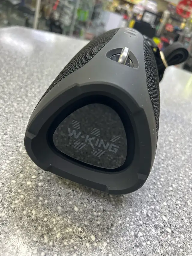 W-King X10 Portable Bluetooth loudspeaker with strap - Photo 3