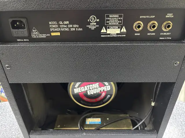 Mega GL-30R Guitar Amplifier - Photo 3