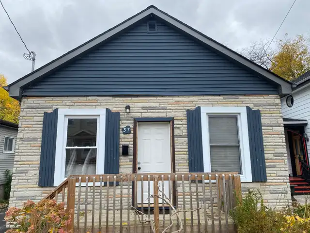 All-inclusive, 3 bedroom, excellent location in Old North!