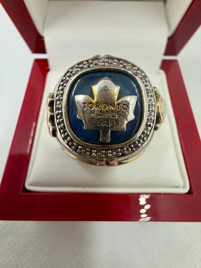 Men's Silver & 10K Gold Toronto Maple Leaf Ring w Small Diamonds - Photo 2
