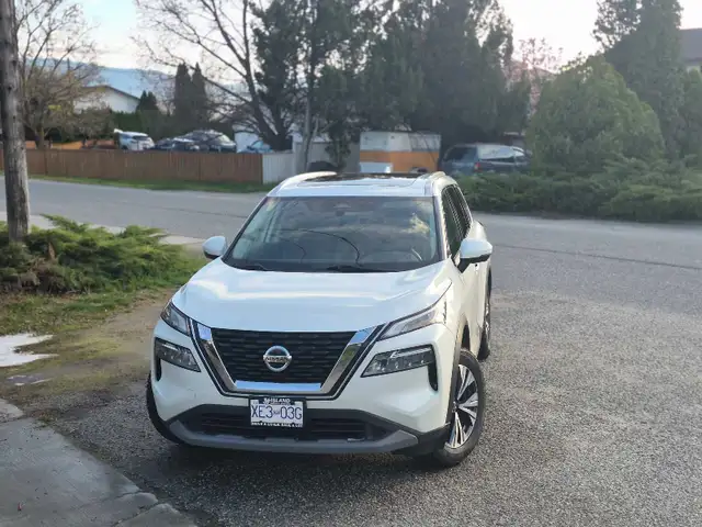 2021 NISSAN AWD ROUGE