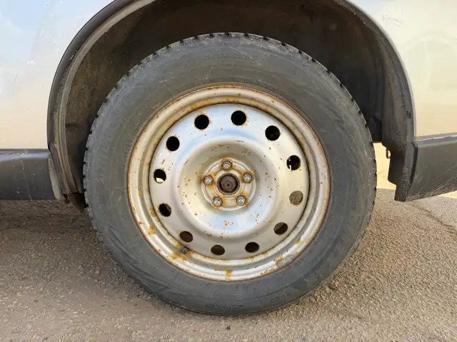 2014 Subaru Forester| Two Sets of Rims & Tires | All Wheel Drive - Photo 22