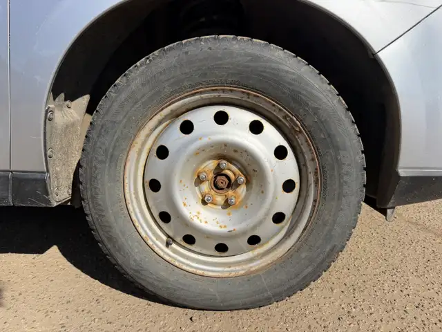 2014 Subaru Forester| Two Sets of Rims & Tires | All Wheel Drive - Photo 23