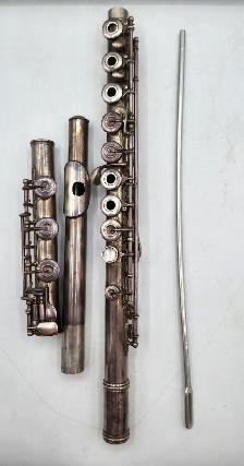 Gemeinhardt 3SS Handcrafted Solid Silver Flute with Case - Photo 2