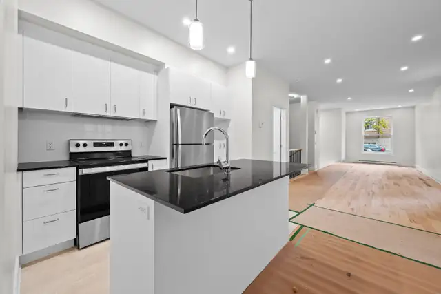 Plusieurs 4½ et 6½ À Pied Du Métro Laurier ! - Photo 2