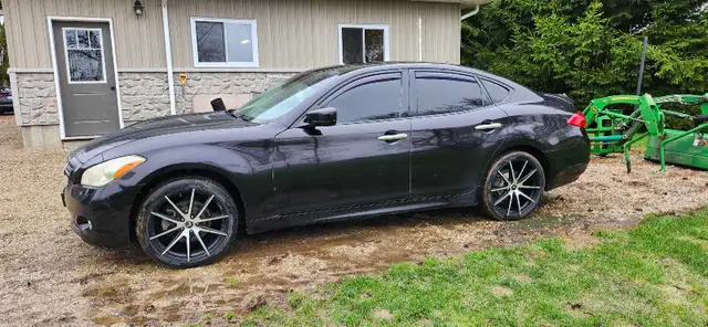 For Sale - 2011 Infinity