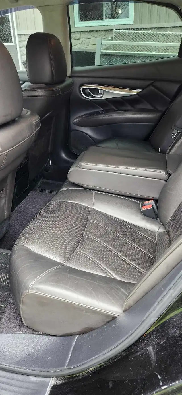 For Sale - 2011 Infinity - Photo 5