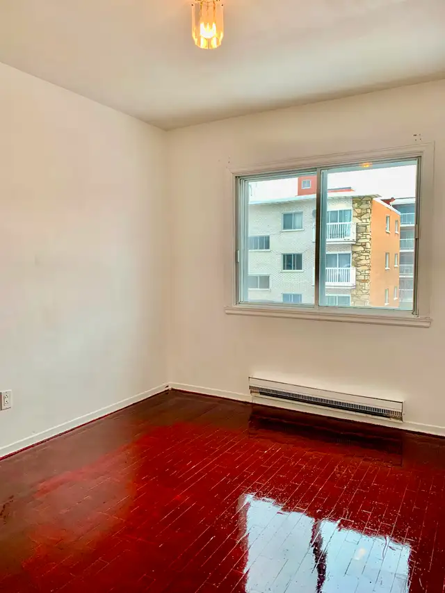 4 ½ à louer à partir du 1er juillet - Photo 2