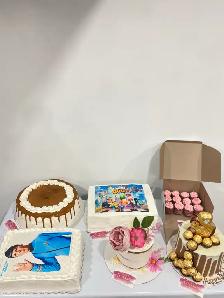Ferrero cake , custom cakes Milton Bakery - Photo 4