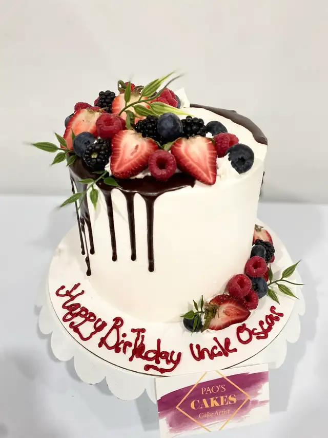 Berries cakes , strawberry cake chocolate drip - Photo 5