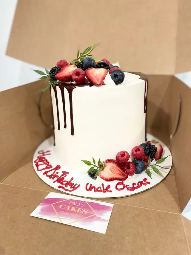 Berries cakes , strawberry cake chocolate drip - Photo 7
