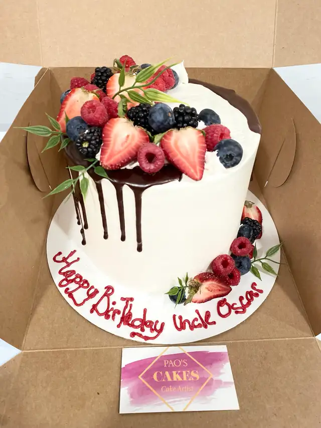 Berries cakes , strawberry cake chocolate drip - Photo 9
