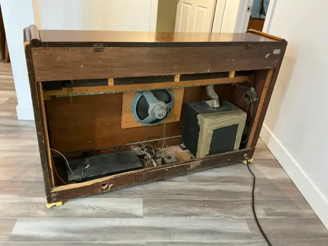 Piano-orgue antique en bois - Photo 3