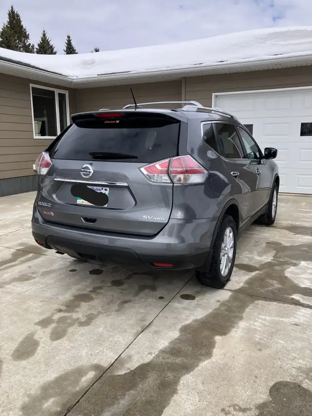 2016 NISSAN ROGUE SV - Photo 4