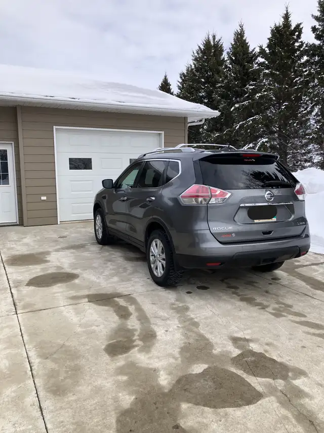 2016 NISSAN ROGUE SV - Photo 5