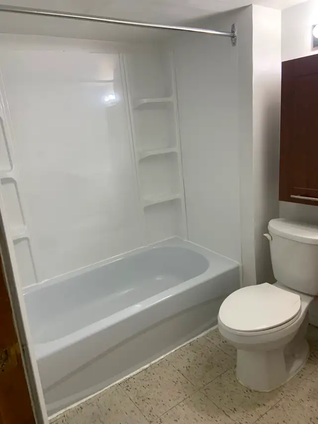 4 1/2 near Viau metro, internet,parking May 1st - Photo 8