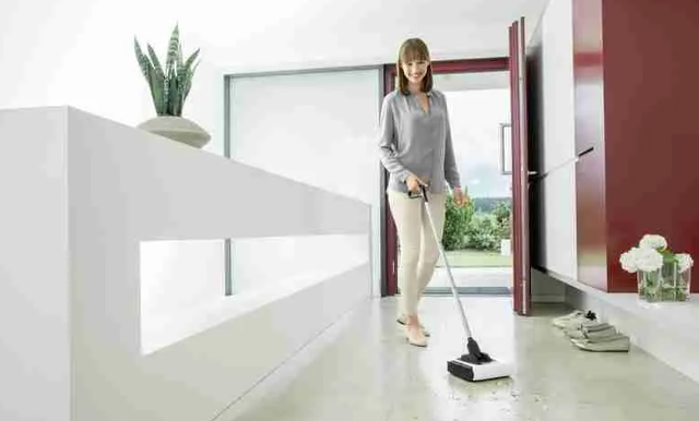 Karcher KB5 Cordless Broom Cleaner - Photo 4