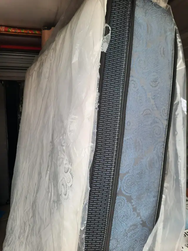 Mattress Sale – Great Condition, Great Prices! - Photo 4