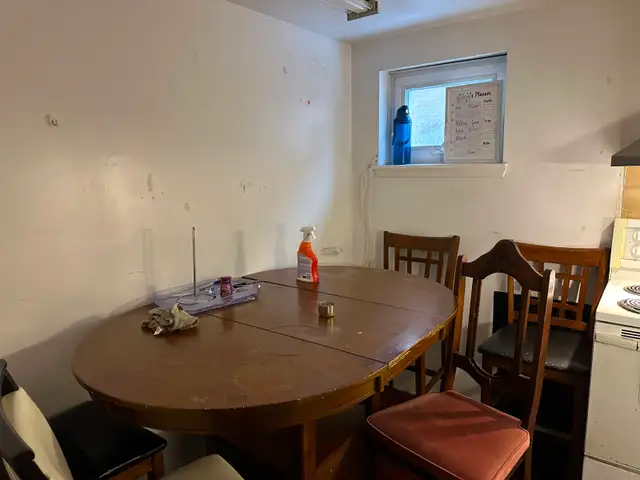 Private bedroom $700 close to Seneca Newnham College - Photo 3