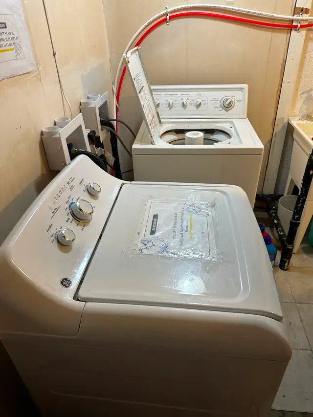 Private bedroom $700 close to Seneca Newnham College - Photo 10