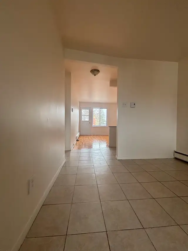 Grand 4 ½.  Ahuntsic - Photo 4