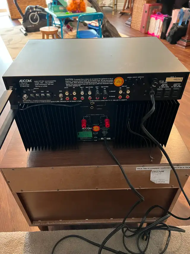 Adcom GTP-500 Tuner and GFA-555 Amp 2 for 1 deal! - Photo 4